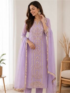 Fabulous Faux georgette Kurti , pant and dupatta set embroidered with foil work
